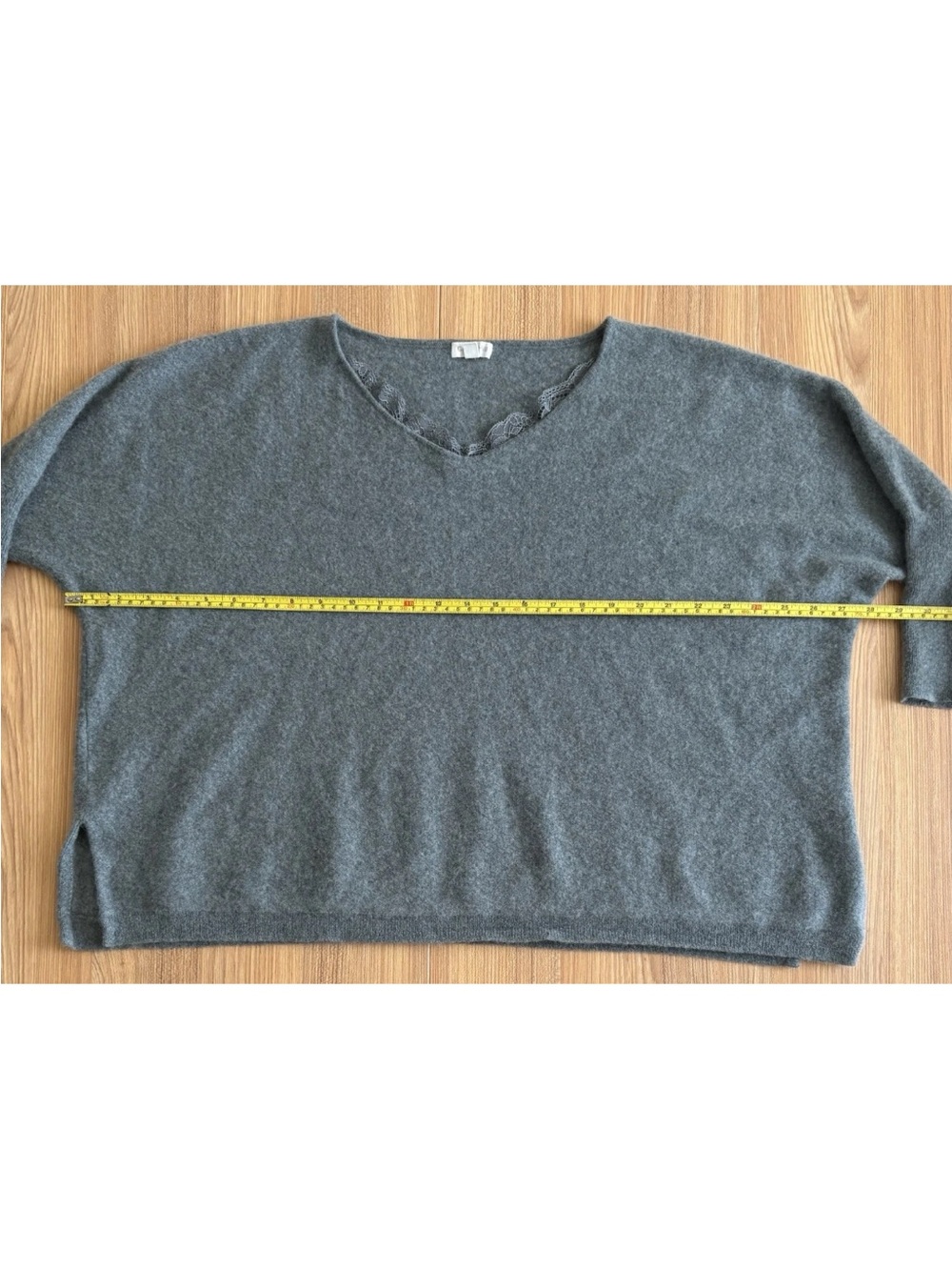 Garnet Hill Lace Trim 100% Cashmere Sweater Boxy Oversized Womens M Gray Dolman - Picture 7 of 10